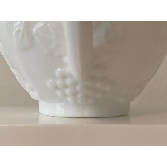 White Milk Glass Punch Tea Cup Grapes Leaves Replacement Vintage - Picture 12 of 12